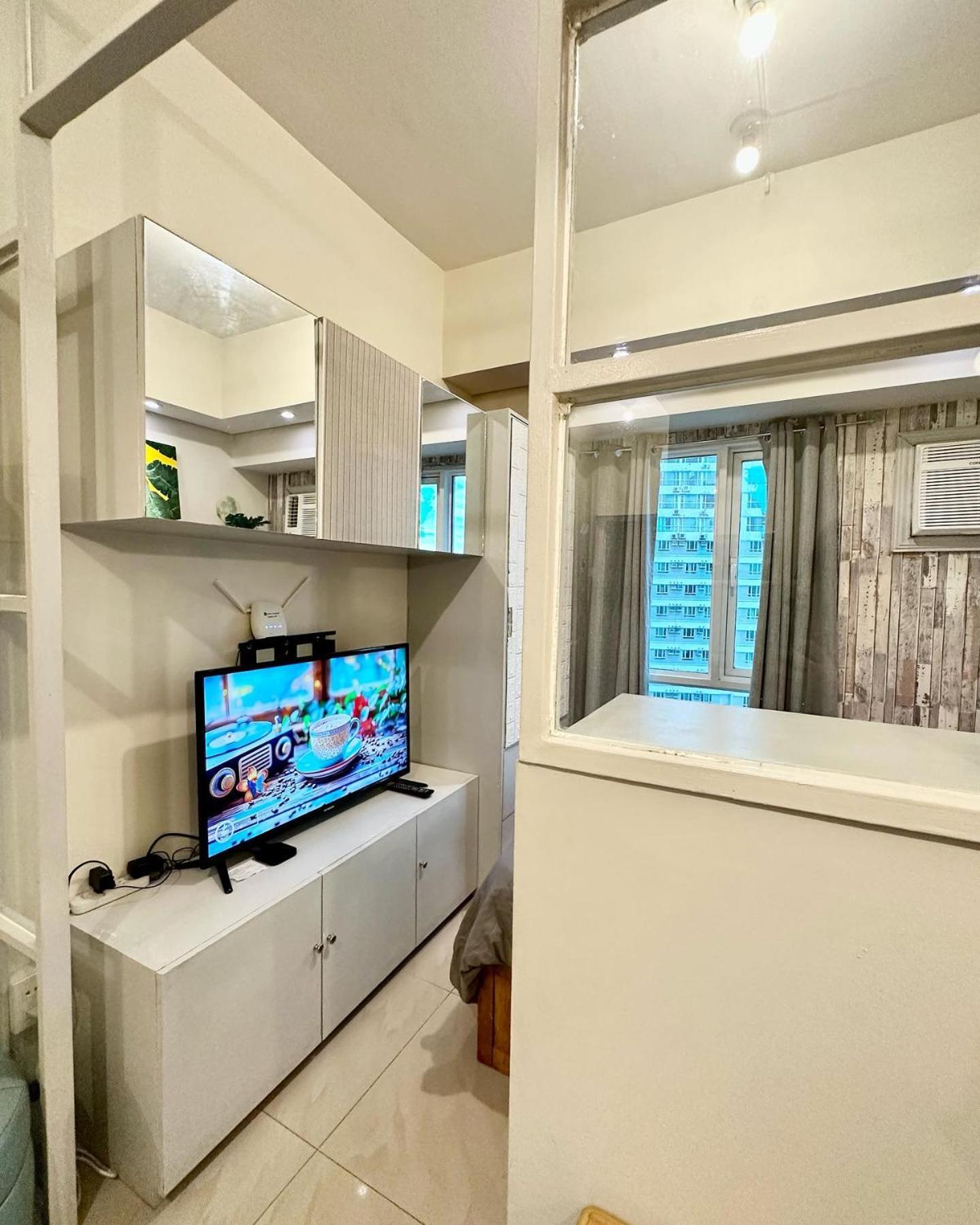 The Beacon Makati By Christine Ph Near Greenbelt Mall * Manila