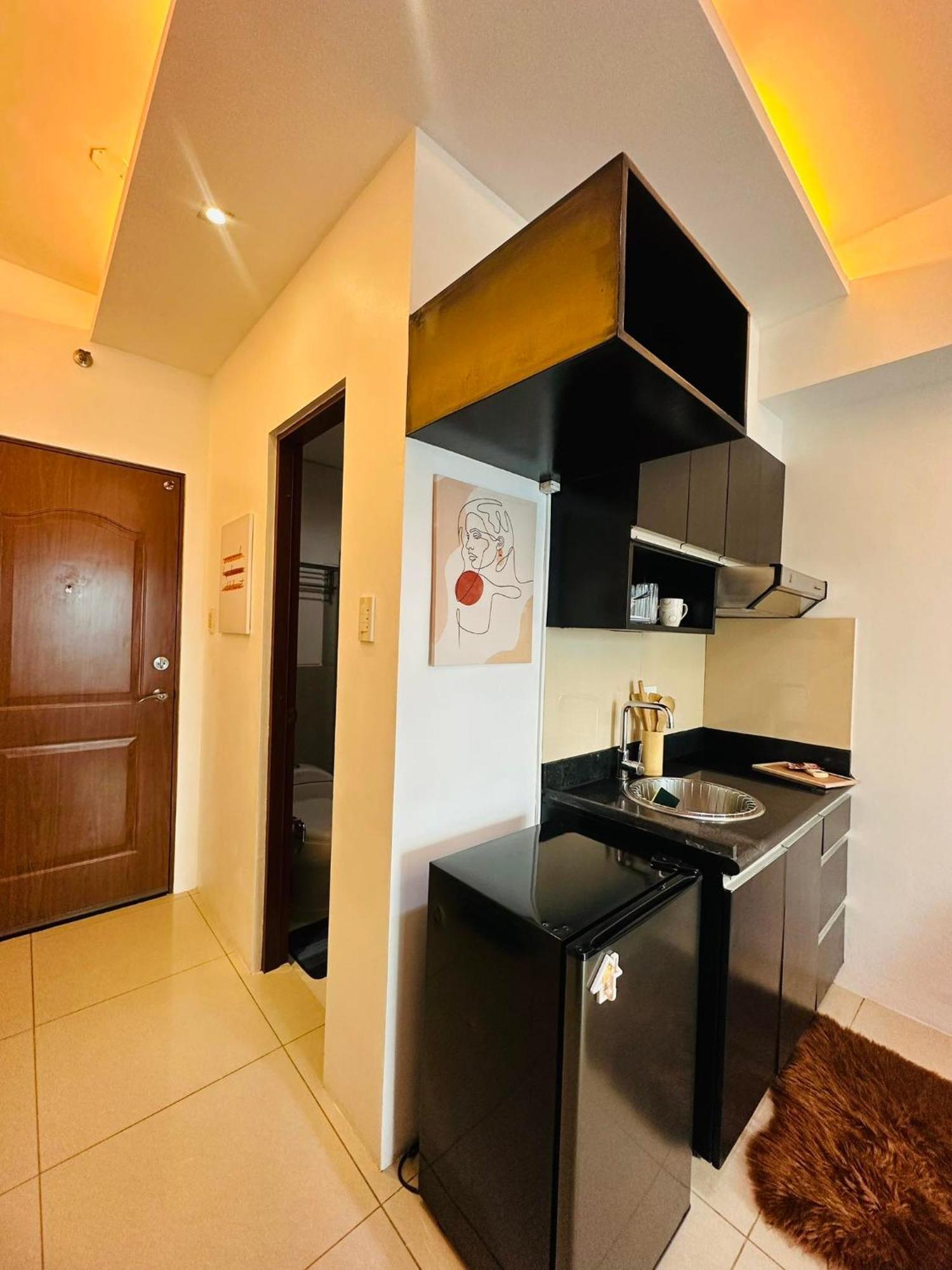 The Beacon Makati By Christine Ph Near Greenbelt Mall *
